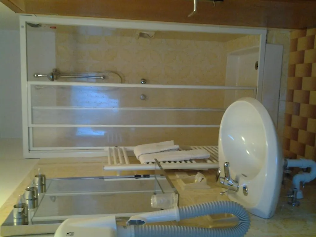 Hotel Cima Piazzi Pradelle 3*,  Italy
